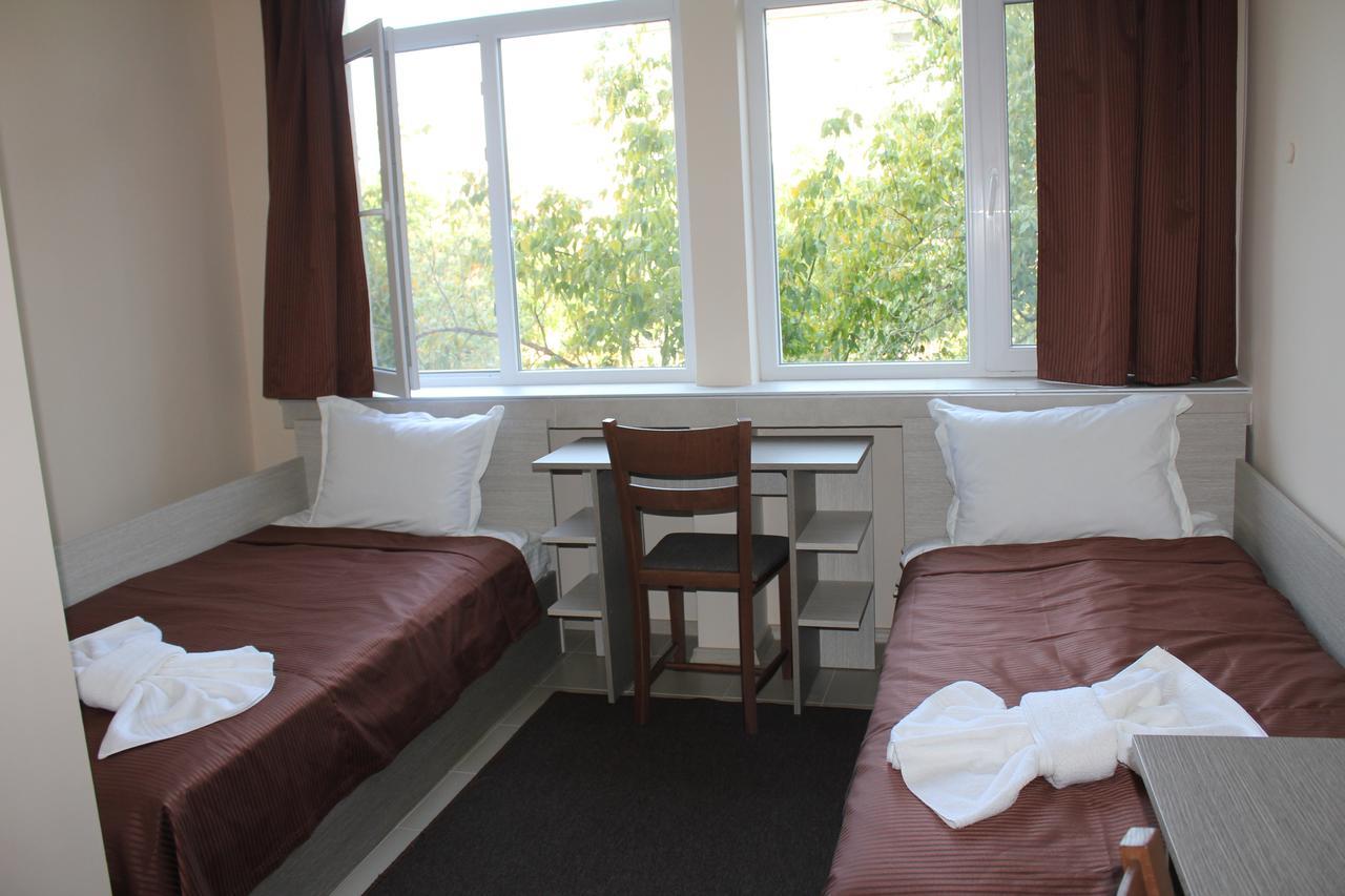 Hostel Penev Stara Zagora Exteriör bild